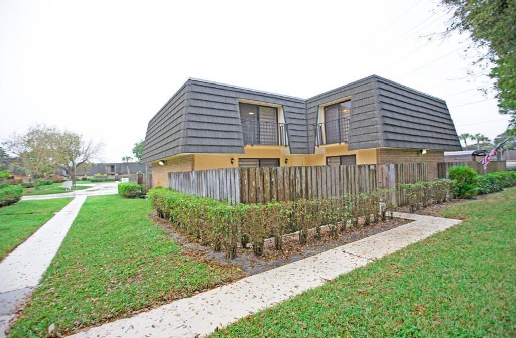 1917 19th Way, West Palm Beach, FL 33407