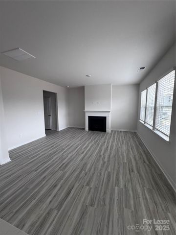 14015 Wilson Mac Lane, Charlotte, NC 28278