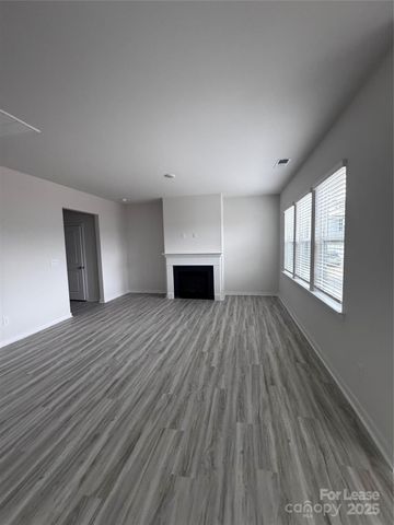 14015 Wilson Mac Lane, Charlotte, NC 28278