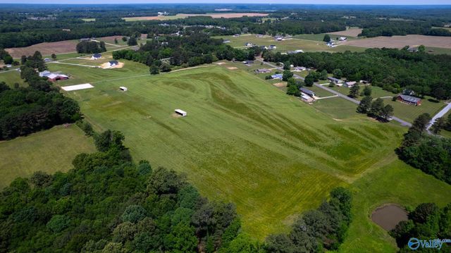 21528 Edgewood Road, Athens, AL 35614