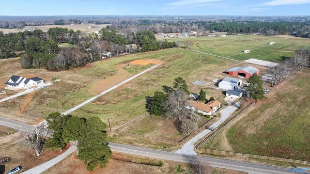21528 Edgewood Road, Athens, AL 35614