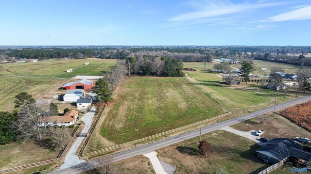 21528 Edgewood Road, Athens, AL 35614