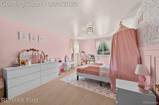 26376 Lawrence Drive, Dearborn Heights, MI 48127