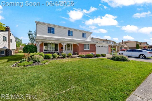 26376 Lawrence Drive, Dearborn Heights, MI 48127