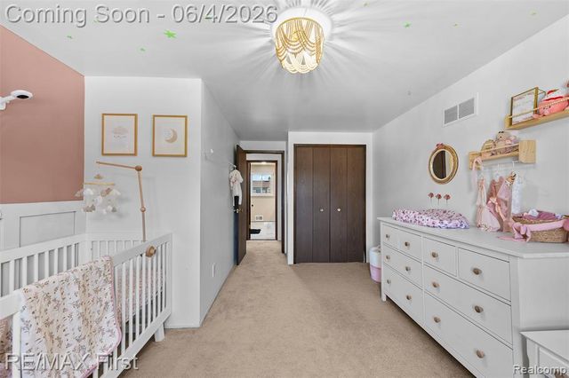 26376 Lawrence Drive, Dearborn Heights, MI 48127
