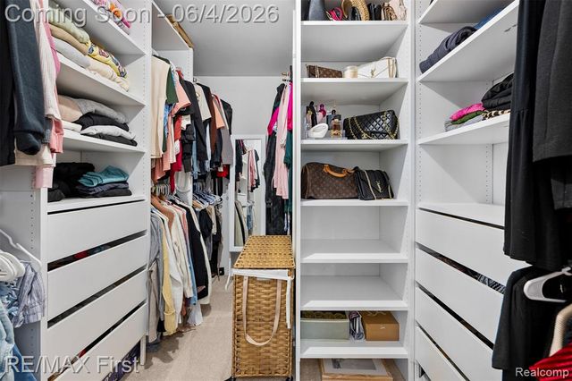26376 Lawrence Drive, Dearborn Heights, MI 48127