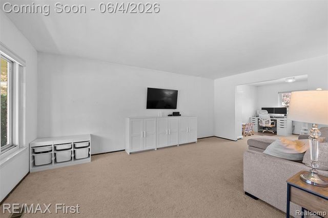 26376 Lawrence Drive, Dearborn Heights, MI 48127