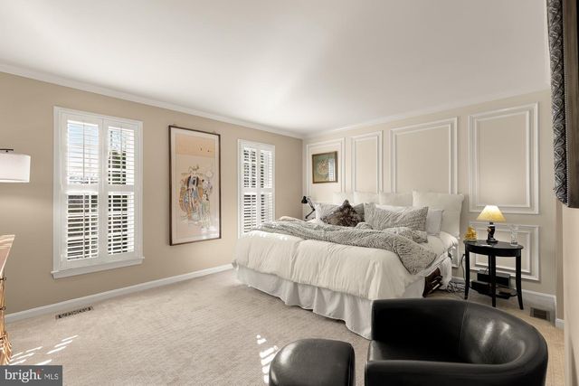 11688 STOCKBRIDGE LN, Reston, VA 20194