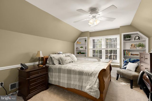 11688 STOCKBRIDGE LN, Reston, VA 20194