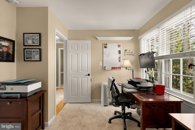 11688 STOCKBRIDGE LN, Reston, VA 20194