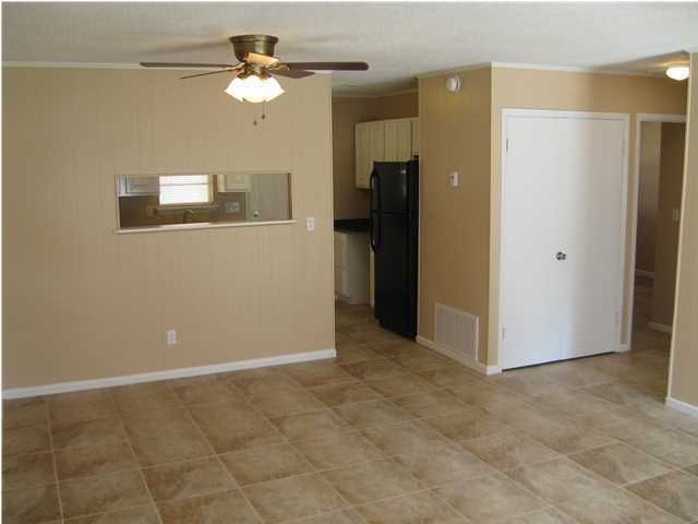 537 Hickory Avenue B, Niceville, FL 32578