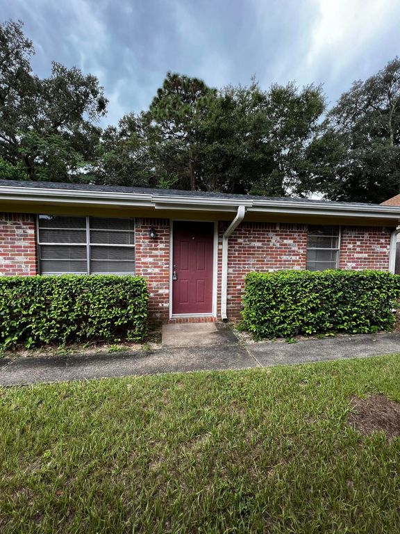 537 Hickory Avenue B, Niceville, FL 32578