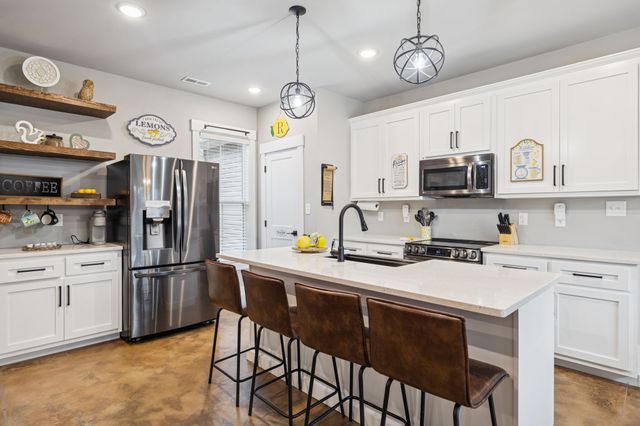 163 Walnut Grove Rd, Dover, TN 37058