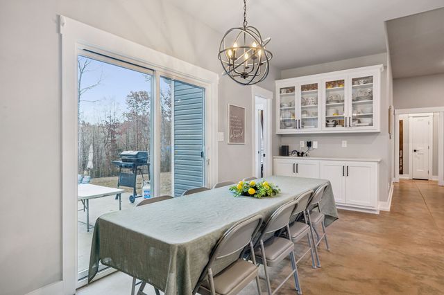 163 Walnut Grove Rd, Dover, TN 37058