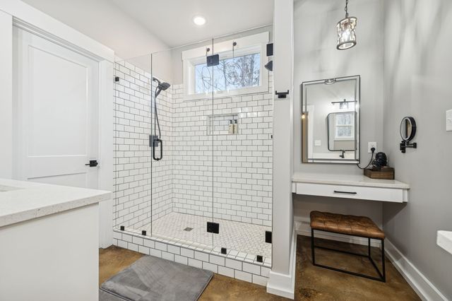 163 Walnut Grove Rd, Dover, TN 37058