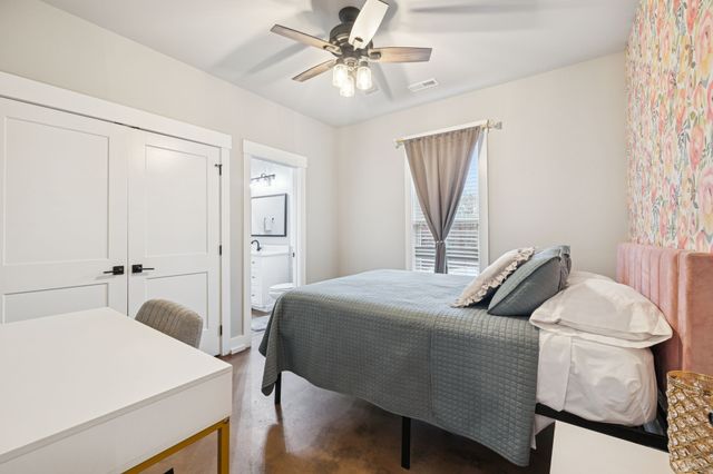 163 Walnut Grove Rd, Dover, TN 37058