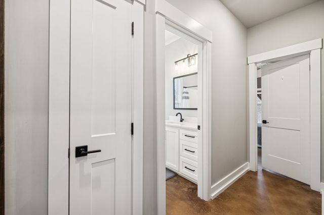 163 Walnut Grove Rd, Dover, TN 37058