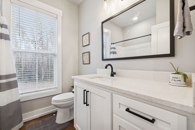 163 Walnut Grove Rd, Dover, TN 37058