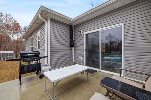 163 Walnut Grove Rd, Dover, TN 37058