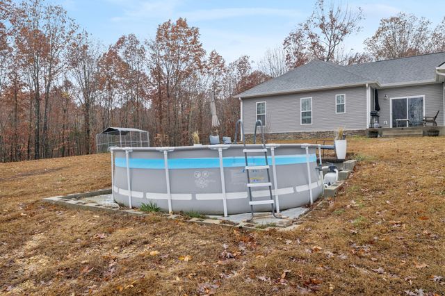 163 Walnut Grove Rd, Dover, TN 37058