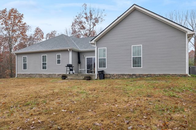 163 Walnut Grove Rd, Dover, TN 37058