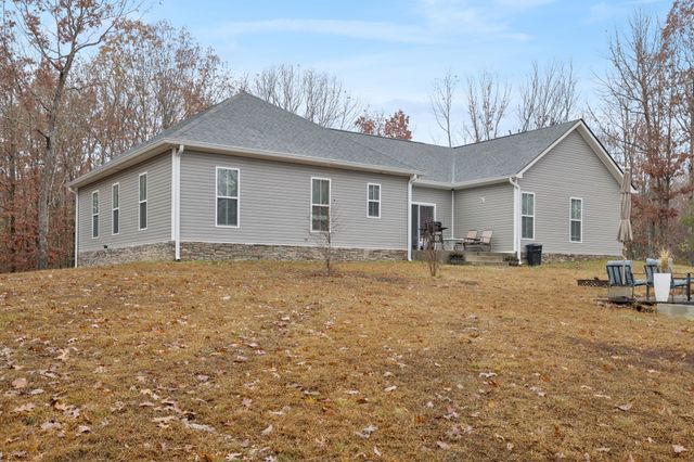 163 Walnut Grove Rd, Dover, TN 37058