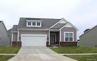 8270 Carston Lane, Brighton, MI 48116