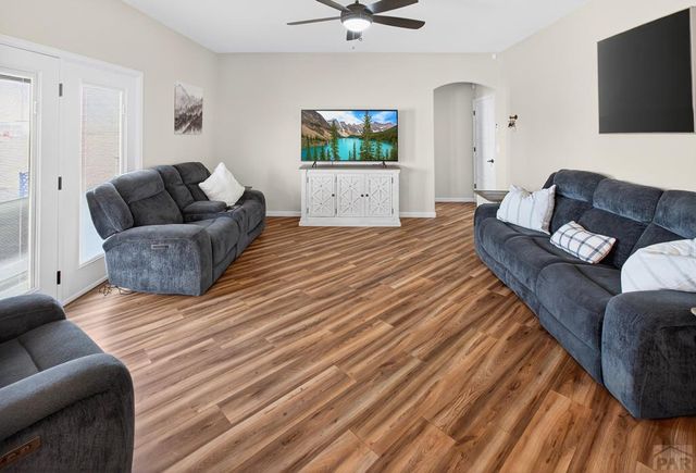 438 N Mitford Dr, Pueblo West, CO 81007