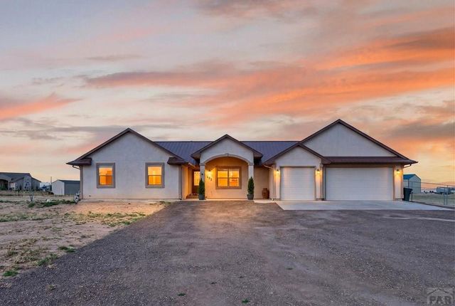 438 N Mitford Dr, Pueblo West, CO 81007