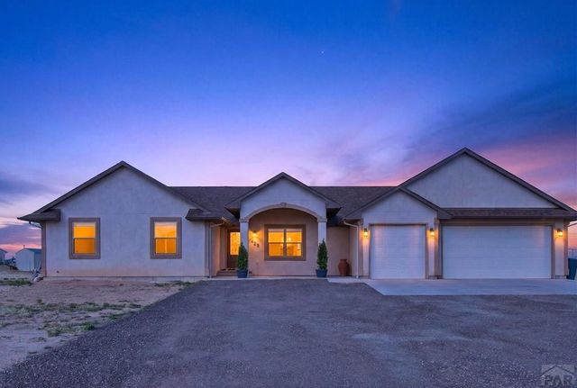 438 N Mitford Dr, Pueblo West, CO 81007