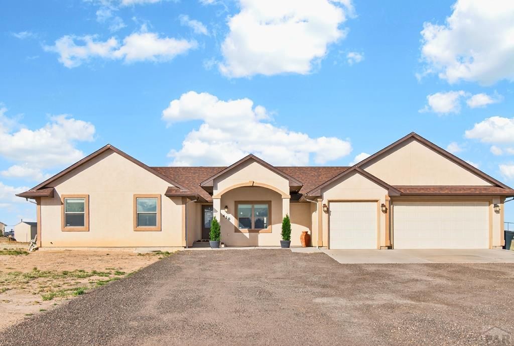 438 N Mitford Dr, Pueblo West, CO 81007