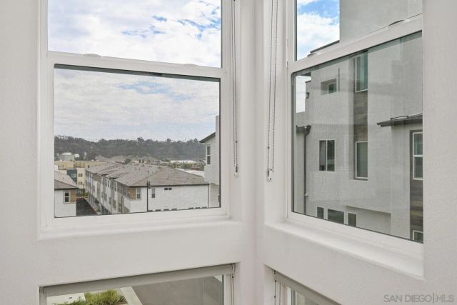 2702 Via Avella, San Diego, CA 92108