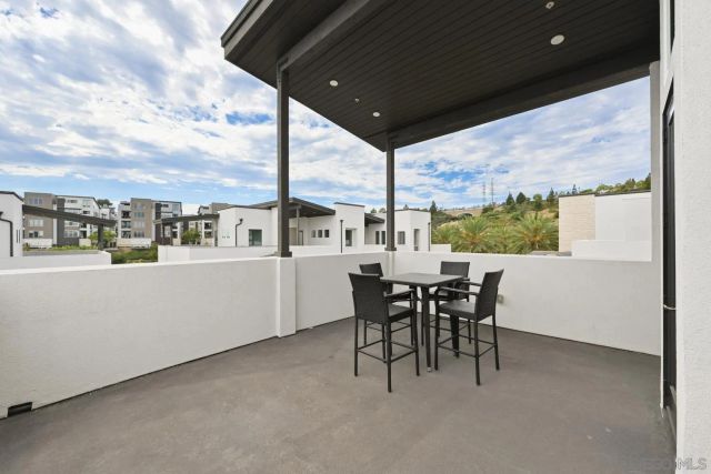 2702 Via Avella, San Diego, CA 92108