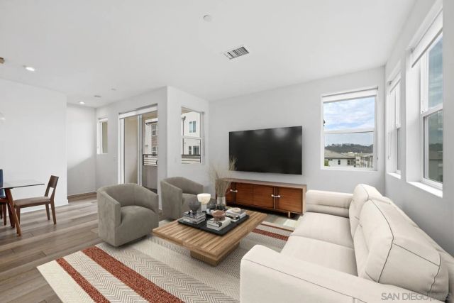 2702 Via Avella, San Diego, CA 92108