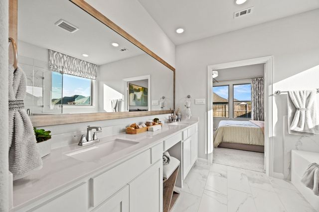 1427 Golden Meadow Drive, Van Alstyne, TX 75495