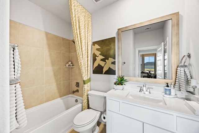 1427 Golden Meadow Drive, Van Alstyne, TX 75495