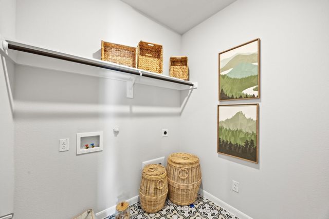 1427 Golden Meadow Drive, Van Alstyne, TX 75495