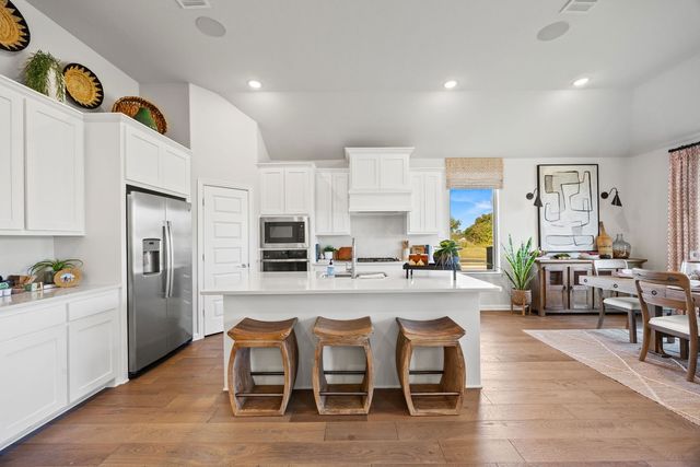 1427 Golden Meadow Drive, Van Alstyne, TX 75495