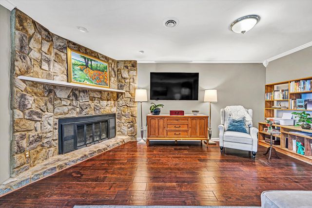 3375 Kelly LN, Roanoke, VA 24018