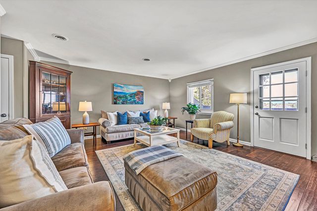 3375 Kelly LN, Roanoke, VA 24018