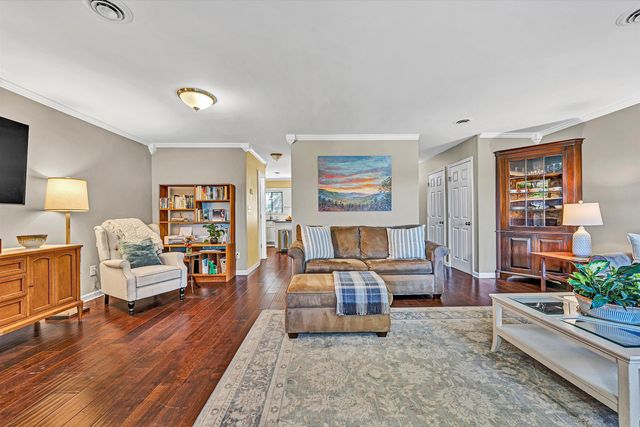 3375 Kelly LN, Roanoke, VA 24018