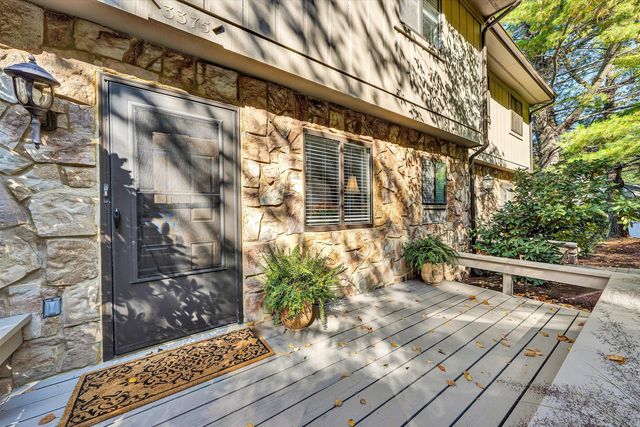 3375 Kelly LN, Roanoke, VA 24018