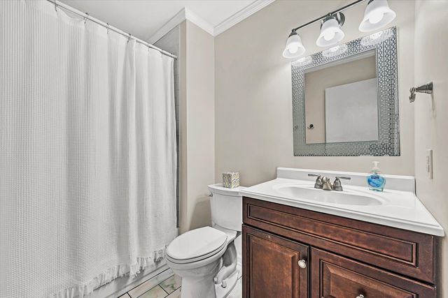 3375 Kelly LN, Roanoke, VA 24018