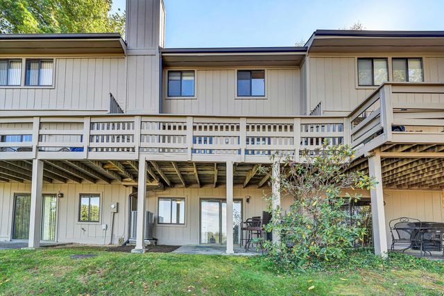 3375 Kelly LN, Roanoke, VA 24018