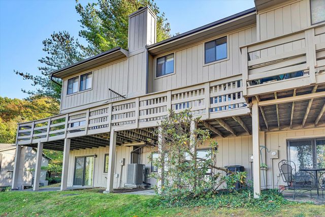 3375 Kelly LN, Roanoke, VA 24018