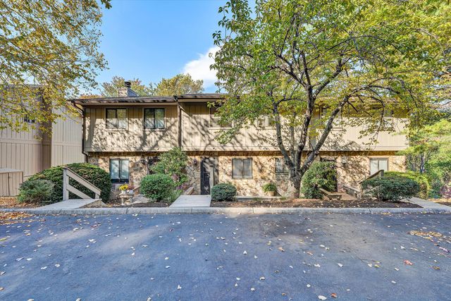 3375 Kelly LN, Roanoke, VA 24018