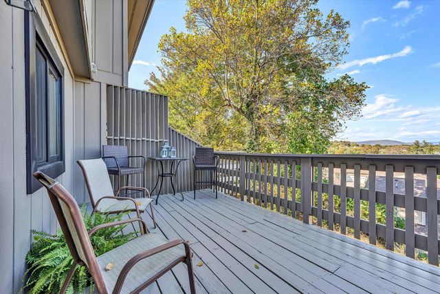 3375 Kelly LN, Roanoke, VA 24018