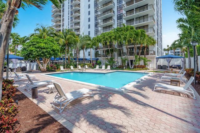 3031 N OCEAN Boulevard 708, Fort Lauderdale, FL 33308