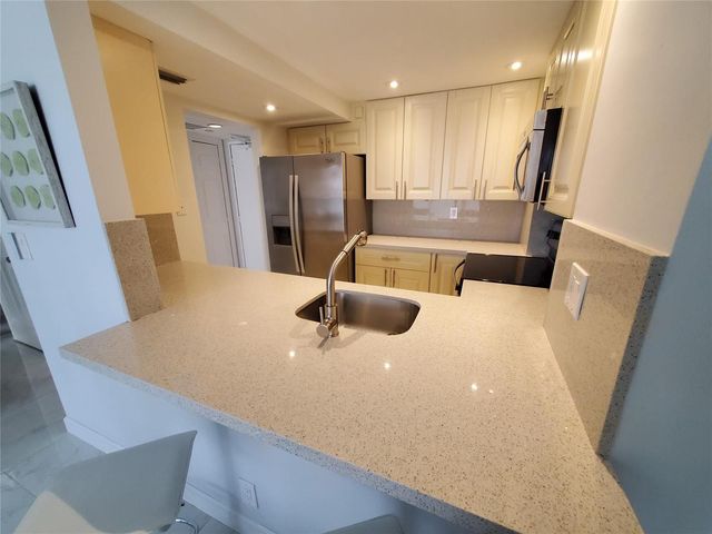 3031 N OCEAN Boulevard 708, Fort Lauderdale, FL 33308