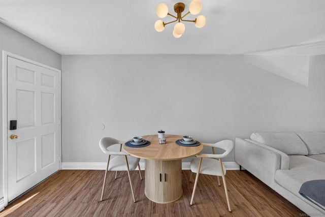 2850 Reynard Way 23, San Diego, CA 92103